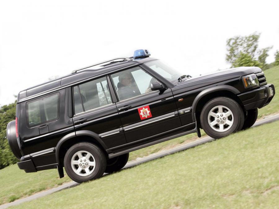  Land Rover Discovery Fire Service 2003 года  (фото 2 из 2)